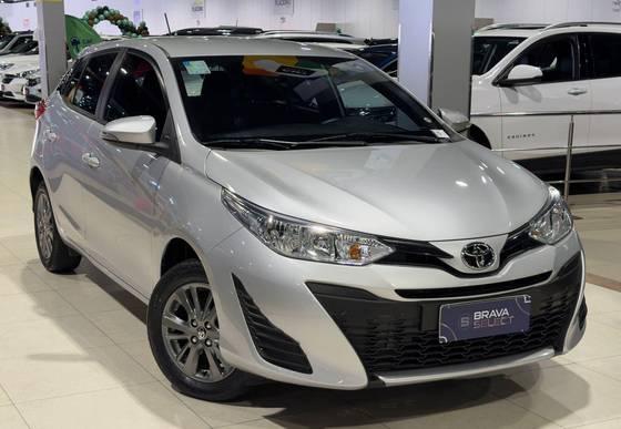 TOYOTA YARIS 1.3 16V FLEX XL PLUS TECH MULTIDRIVE